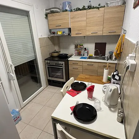 The Diamond In The Center Of Apartamento Tessalónica