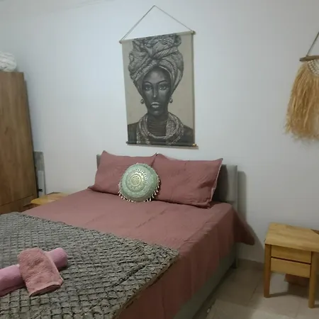 The Diamond In The Center Of Apartamento Tessalónica